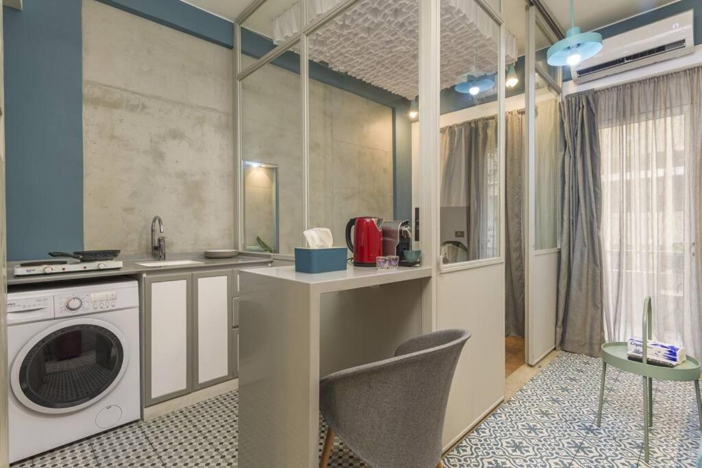 Cranberry 1-br Toot In Mar Mikhael
