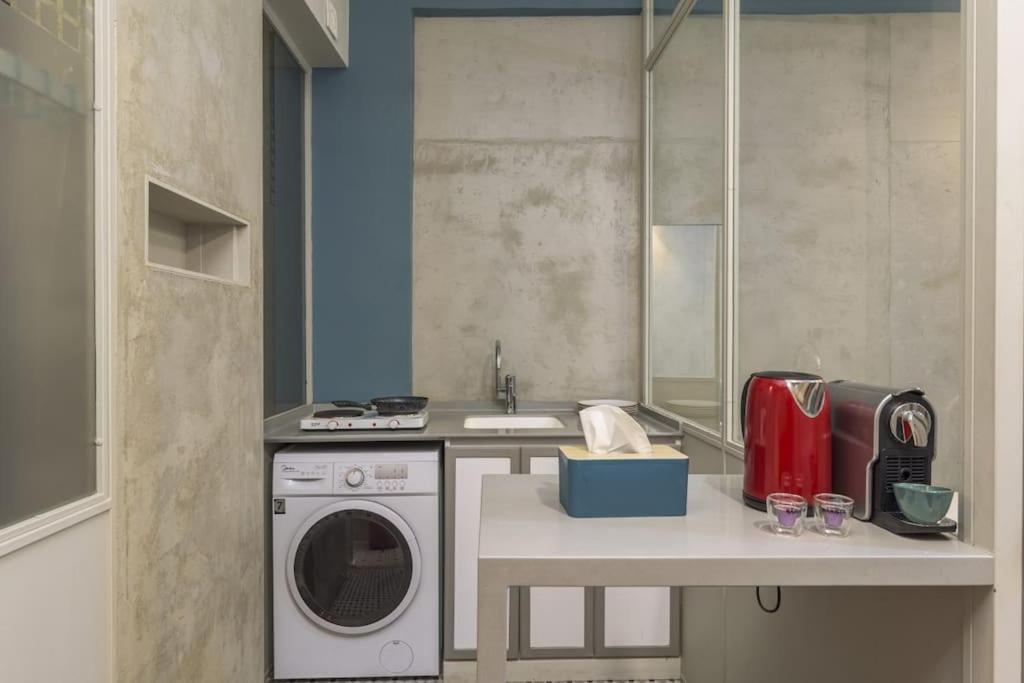 Cranberry 1-br Toot In Mar Mikhael *